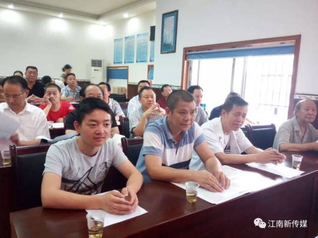 李克权和他的杂文情缘