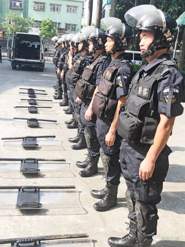 帅气,酷,威严!石碣公安特警过硬本领是这样练就的