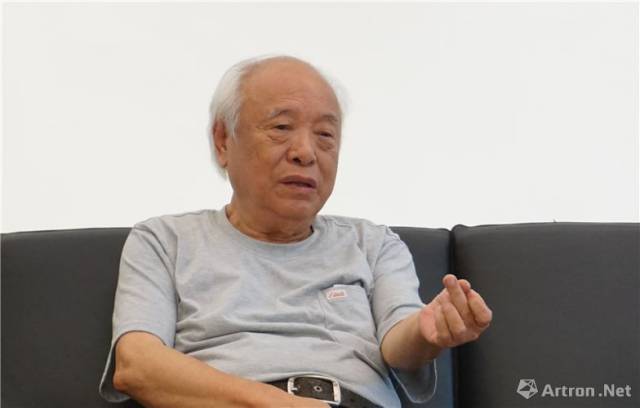 四川美术学院教授,著名雕塑家王官乙诉说记忆图片