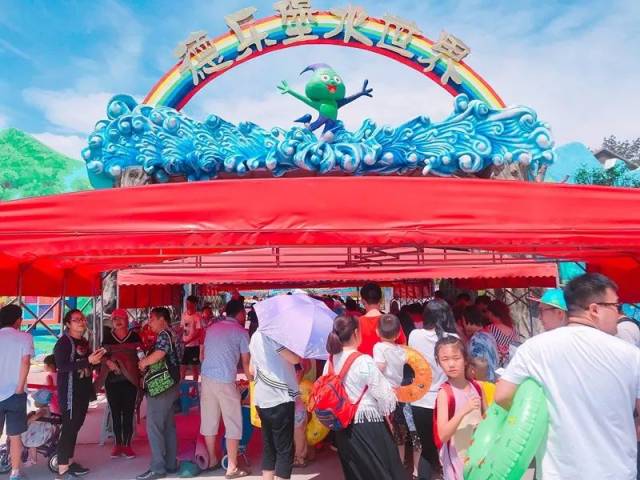 今天在潍坊拍抖音的比基尼美女,你要火!视频太