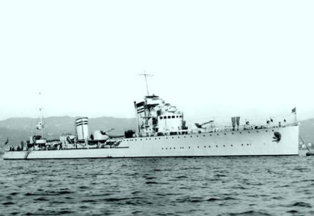 二战驱逐舰合集,日本驱逐舰速度比现代驱逐舰还快
