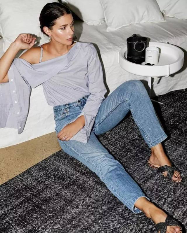 女生怎么减肥夏季 383076c870c94e28a172d12fb4dd947d.jpeg