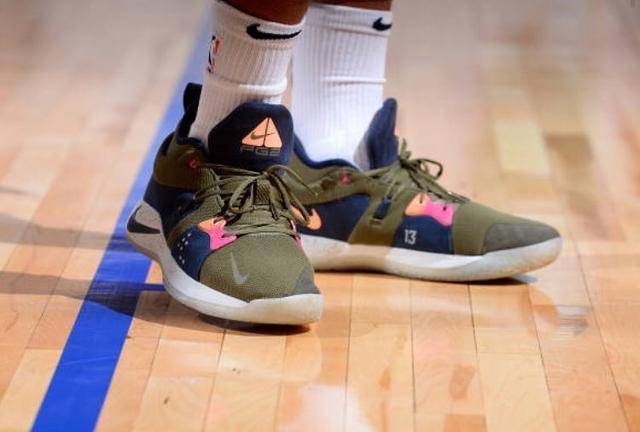 scott machado   nike pg2 "olive"