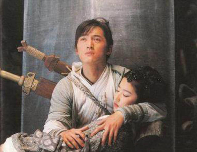 胡歌刘亦菲疑似公布恋情曝光:你是我的了!