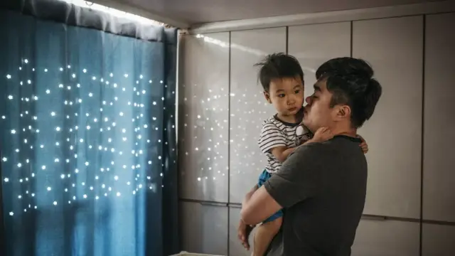又吓尿了!小孩在美国医院喝了杯奶+睡了一觉,竟要收费2万刀!