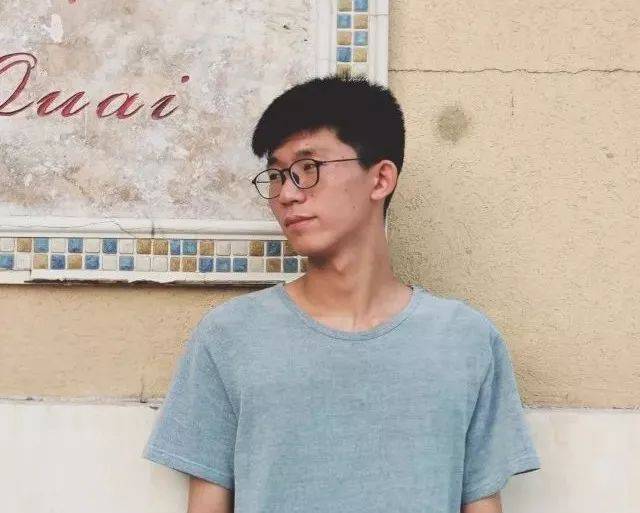 人获得2018中国·星星·第11届大学生诗歌夏令营邀请函