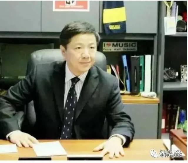 而说到师资就不得不提洋泾中学名气最大的两任校长现任校长王海平