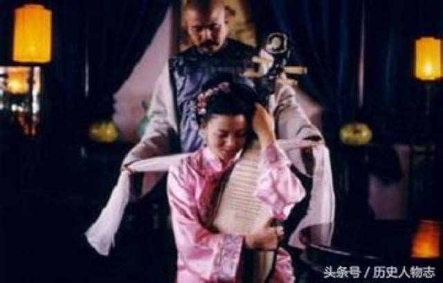 正妻于氏不受宠爱,袁世凯最宠爱的是大姨太沈氏和五姨太杨氏,尤其是