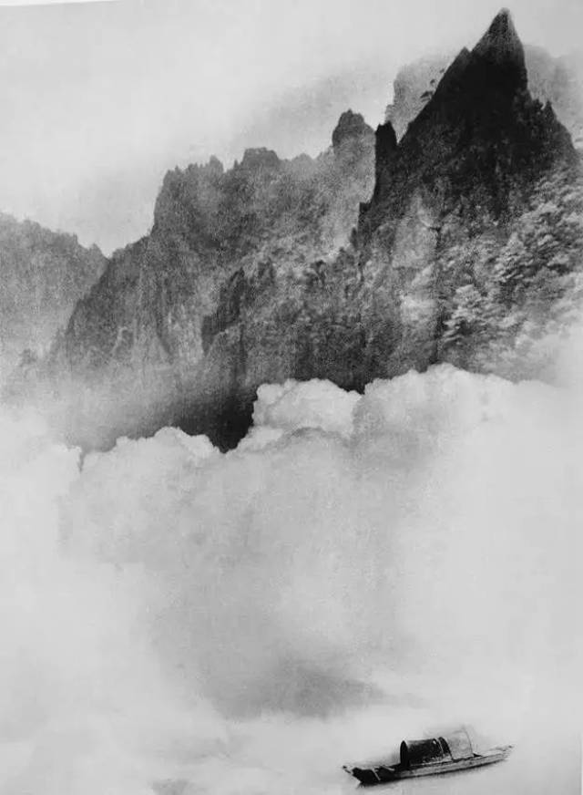 中国第一张裸照是他拍的,103岁又徒步黄山继续拍最美中国
