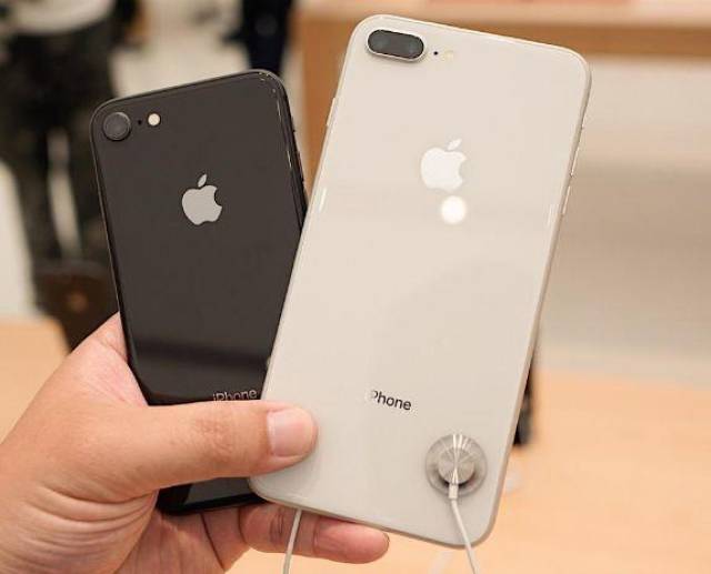 iphonex和iphone8p哪个好?来做一次全面分析