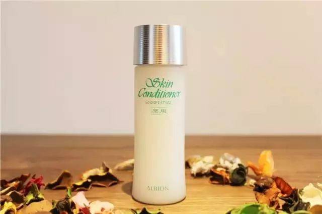 不是所有化妆水都叫高机能化妆水!让你和肌肤问题say goodbye!