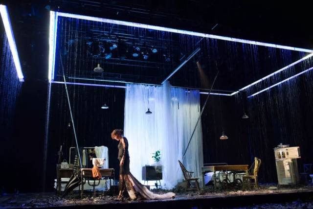 田纳西威廉斯经典话剧《欲望号街车》2018再度回归