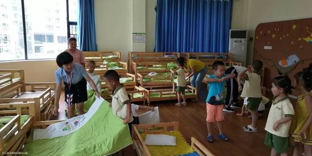 (第5期)我是"孩子王"八字幼儿园技巧助教v八字跳大地绳的家长图片
