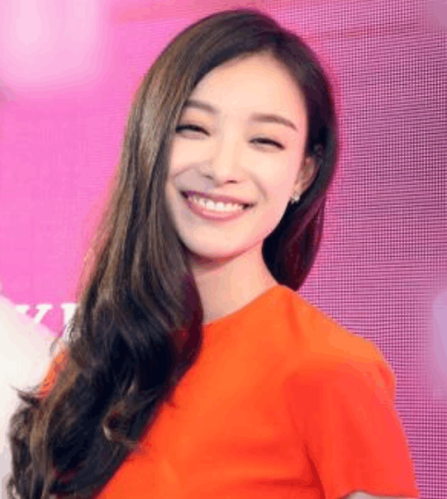 演员倪妮的名字倒过来读就是妮倪,连发音都是一样,真的是好神奇啊!