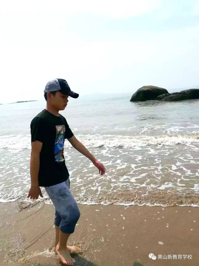 教学严谨 悉心指导 明德育才 因材施教!家长为