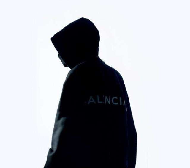 资本娱情|揭秘王者荣耀主播骚白纯白代打始末