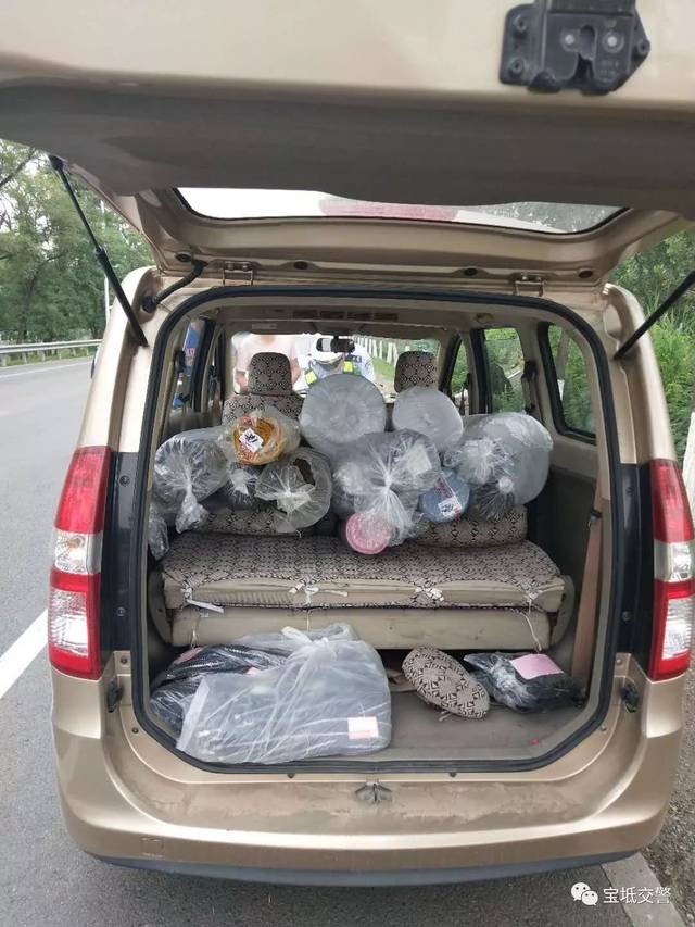 有人改装面包车为了诗和远方,有人却因它.