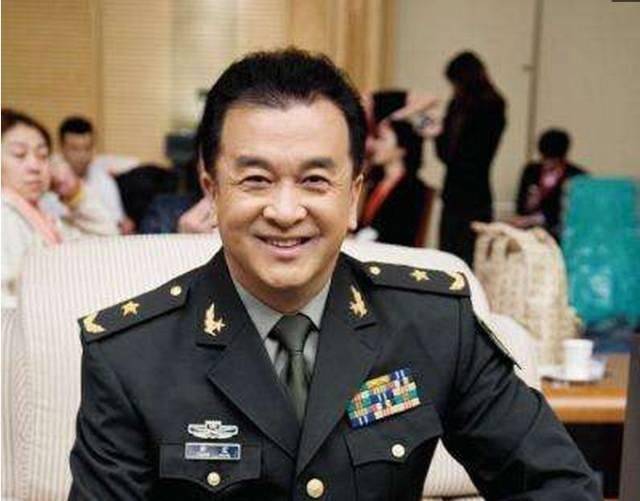 6位年过60岁的国家一级男演员,经常上春晚,身份显赫却