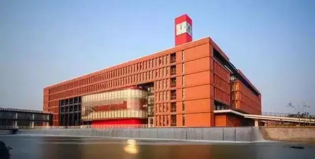 大连理工大学
