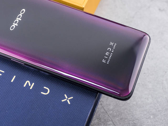 独特且惊艳的超前设计 oppo find x实拍图赏