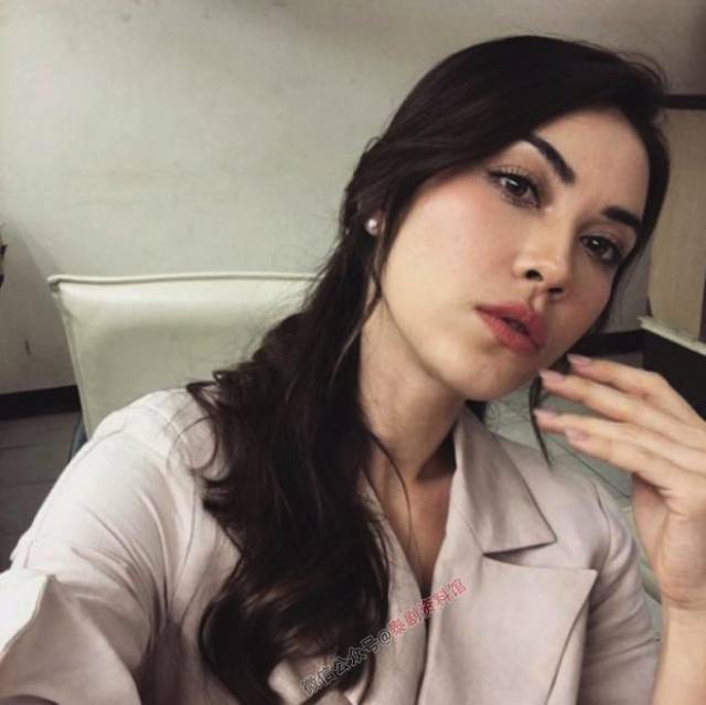 【泰国娱乐】matt peranee 分手后,征婚交友网页挂上她的信息