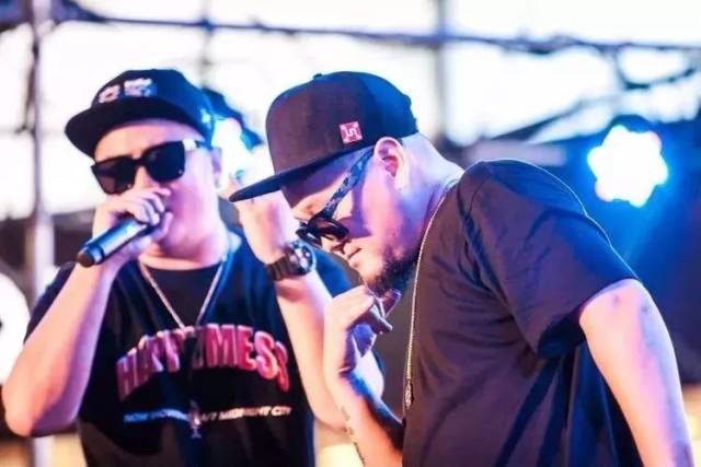 玩大了,免费邀请你去听宁波音乐港原创音乐会,就在江北万达!