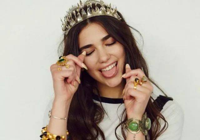 备受瞩目的英伦巨星dua lipa 2018 内地首秀!九月登陆