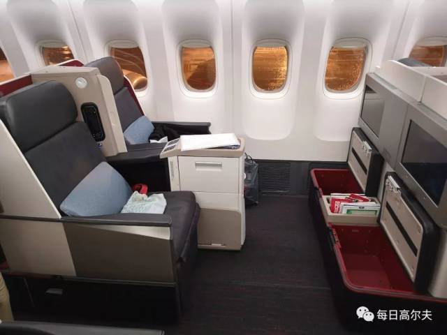 吉祥空客321公务舱图片,吉祥航空空客321公务舱 "土航往返胖三斤",如果公务舱都这样,胖了也要飞!