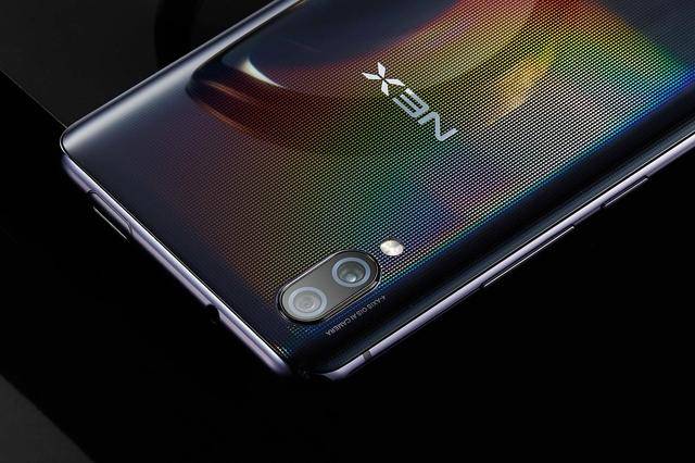 不忘初心的顶级旗舰,vivo NEX Hi-Fi级音质依在