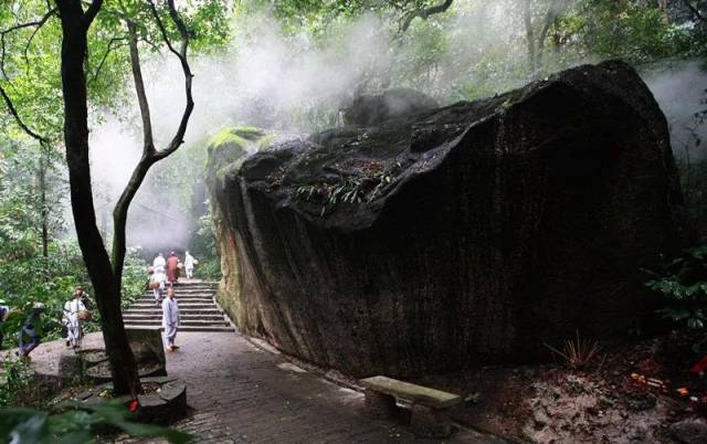 桂平西山风景名胜区 如果你正好想城市的喧闹,想给心灵放个假的