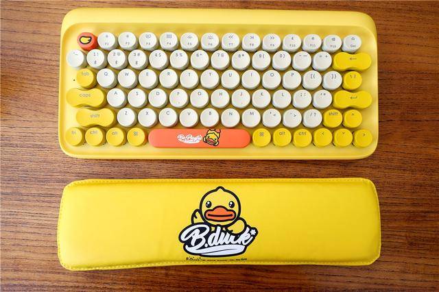 迄今为止最呆萌的键盘,洛斐圆点蓝牙机械键盘