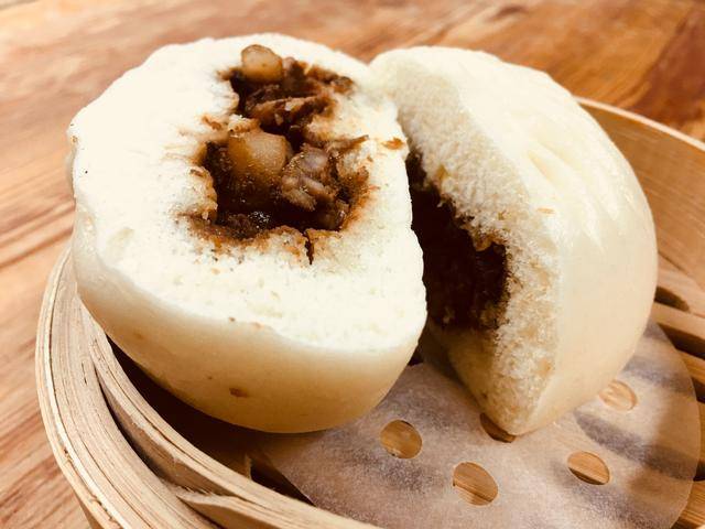 面点师教您做酱肉丁大包子,酱香美味可口无比!