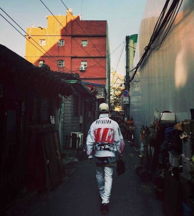 什么潮穿什么~「韩潮进阶史」真的都写在他身上了!