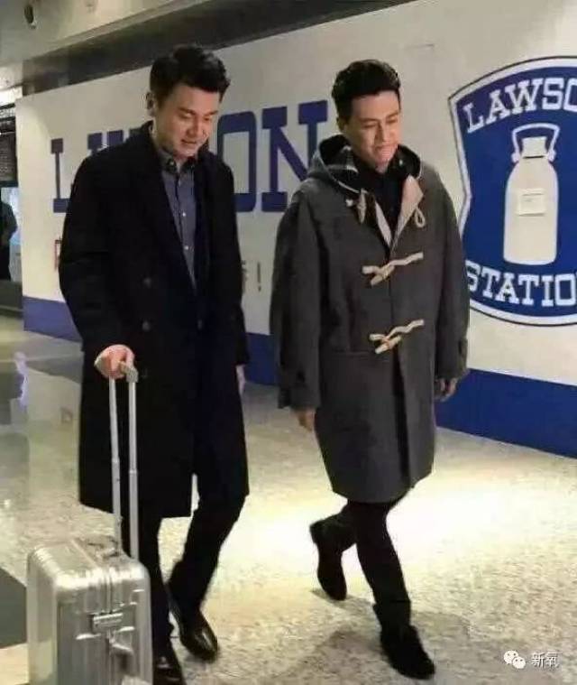 183和155的身高对比照,身高183的身高156图 还有一个身高差更厉害的,看脸身高155的陈瑶.