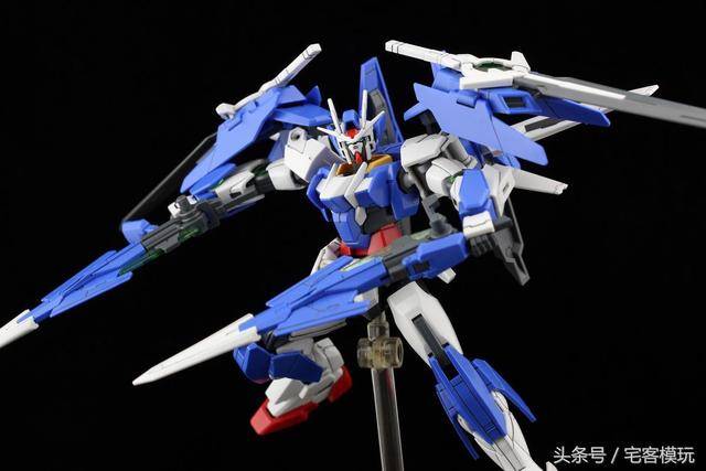 78官测:万代 hgbd 1/144 00高达潜行者王牌