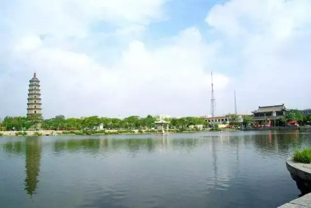 金乡金平湖湿地公园