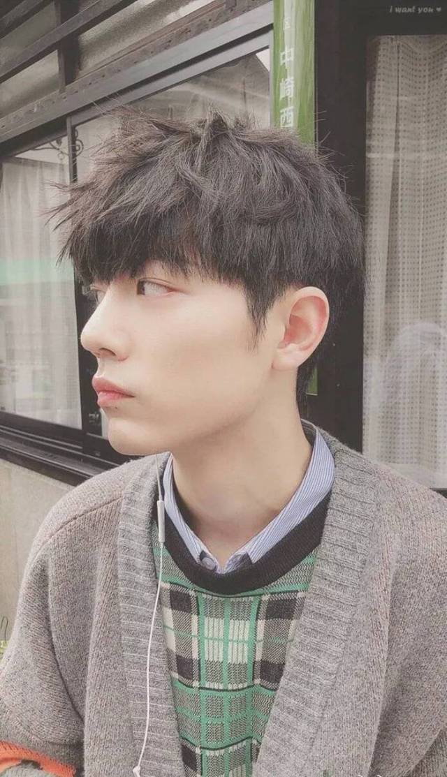 壁纸--王一博，肖战美图福利放送