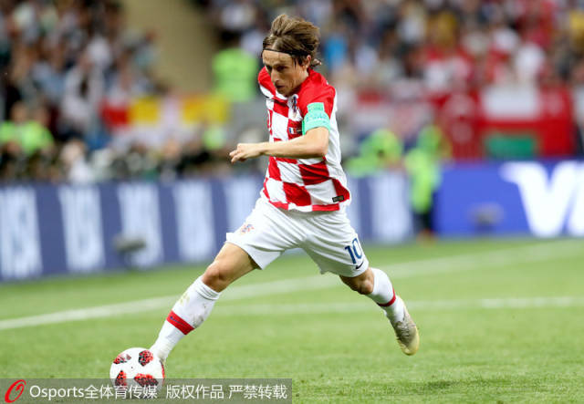 高清:铁血硬汉 盘点本届世界杯金球奖得主莫德里奇精彩瞬间