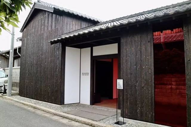 丰岛横尾馆(teshima yokoo house)