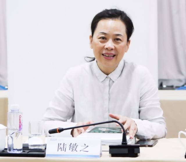 女企展现巾帼风采传递正能量浦东妇联主席陆敏之来访调研