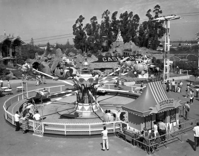 穿越回到1995年,一起去看第一座迪士尼的故事