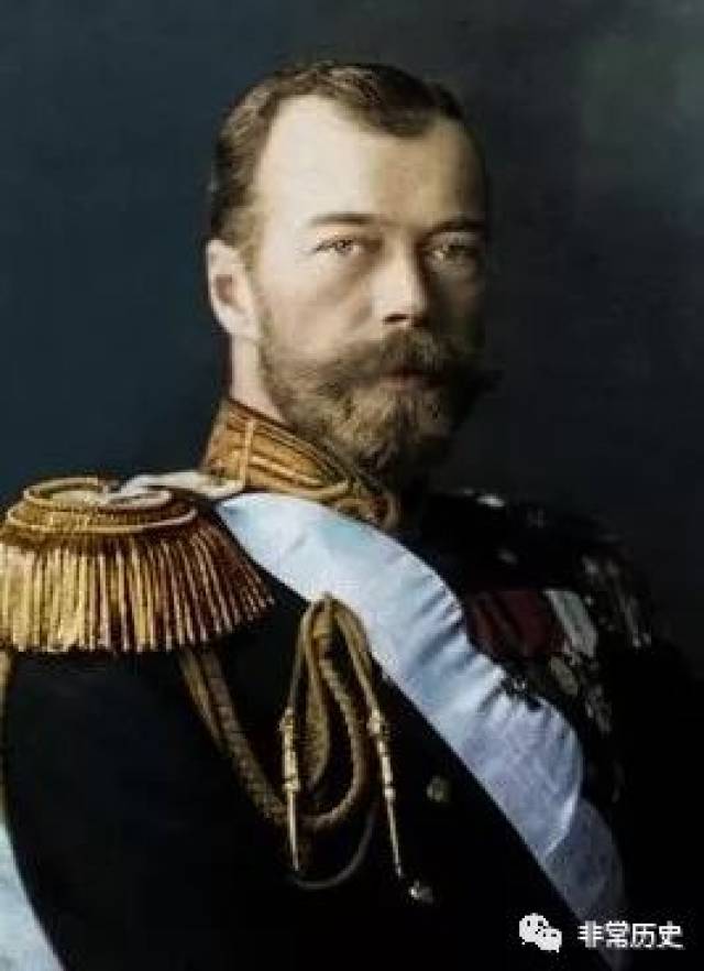俄罗斯末代沙皇尼古拉二世被枪决.