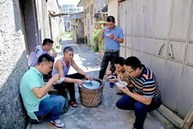 草粿和豆腐花:陪伴潮汕人夏季的"小吃姐妹花"