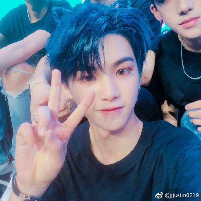 justin黄明昊辣椒挑战!和丁泽仁互动可爱到犯规!