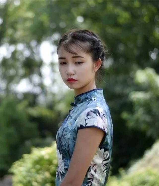 桐梓这些小姐姐穿旗袍,比花儿还美!