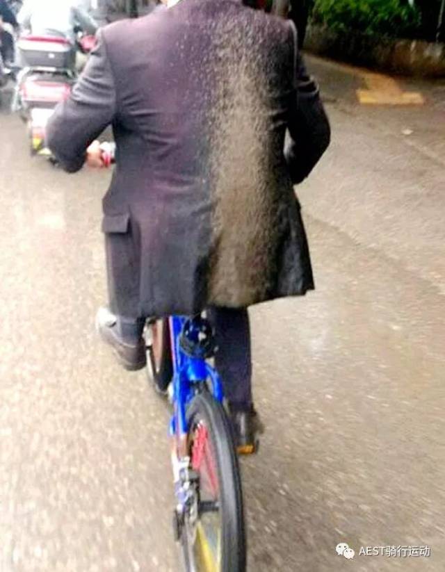 下雨天骑自行车,提前做好这些准备!
