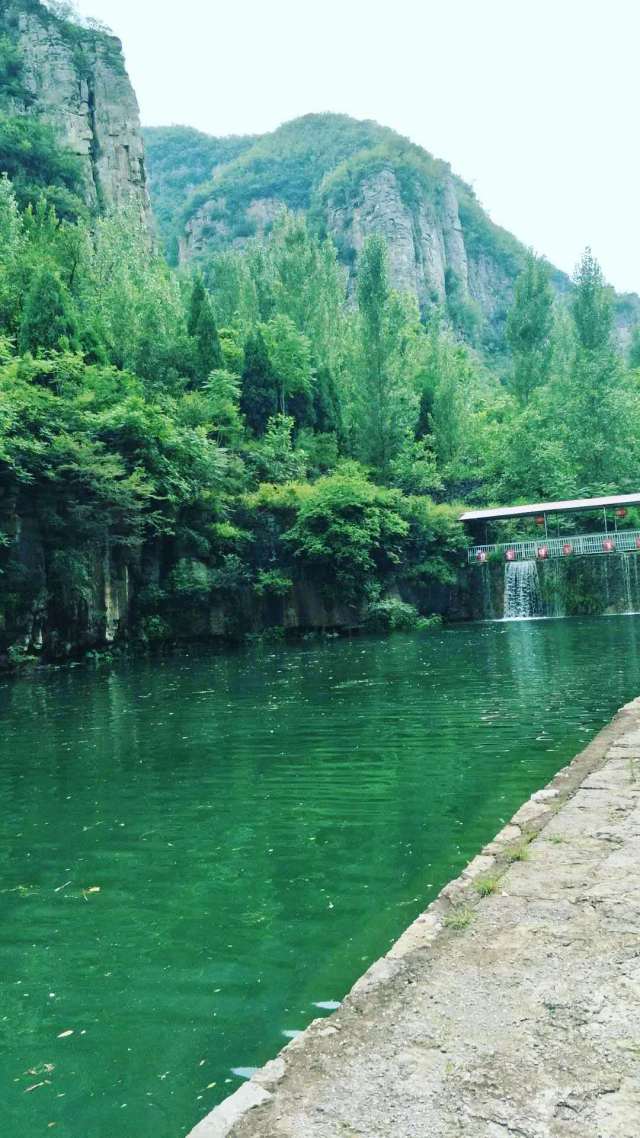 河南卫辉 太行山余脉景色独好