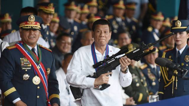 菲律宾总统又飙脏话 联合国下地狱去吧 