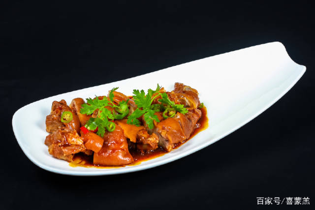 冻肉怎么炒肉丝 b3dea2fd2e4a41d2868562904283286d.jpeg
