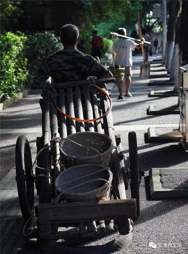 【街拍】致敬泸州这群"板车"师傅